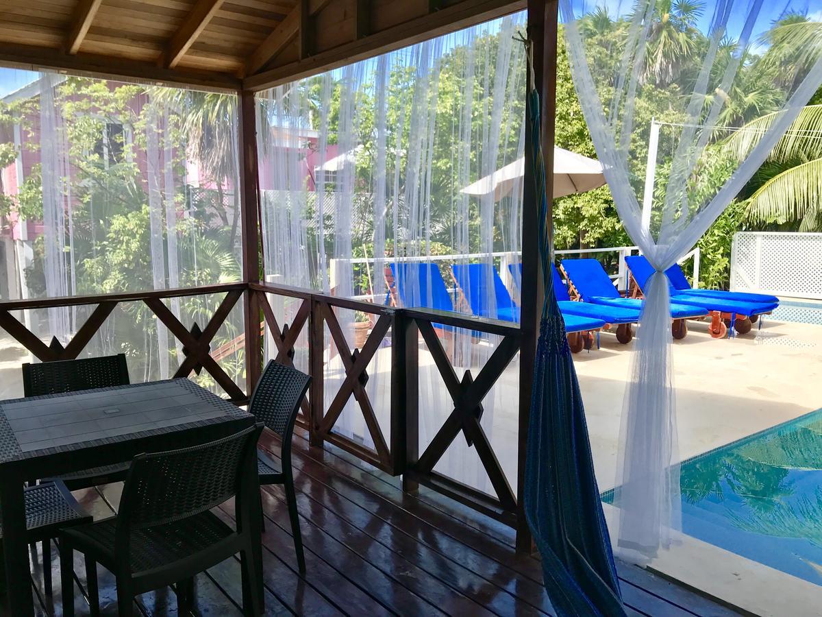 Hummingbirds Cabins Кей-Колкер Экстерьер фото